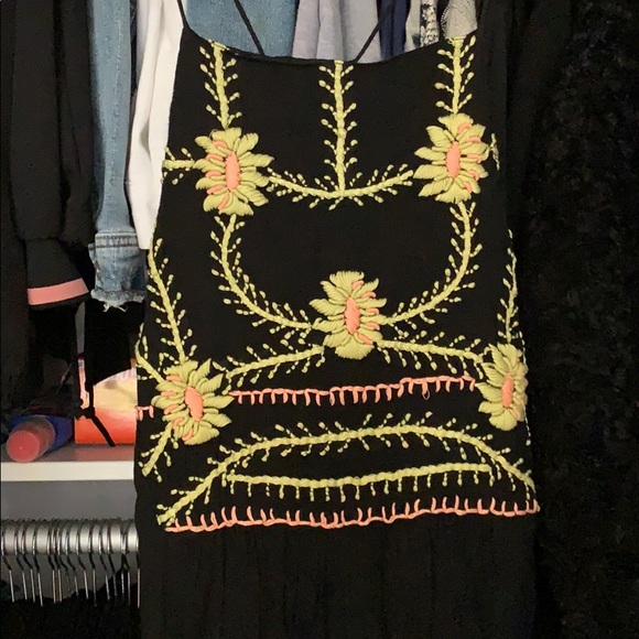 Piper by Townsen Embroidered Dress - Picture 4 of 10